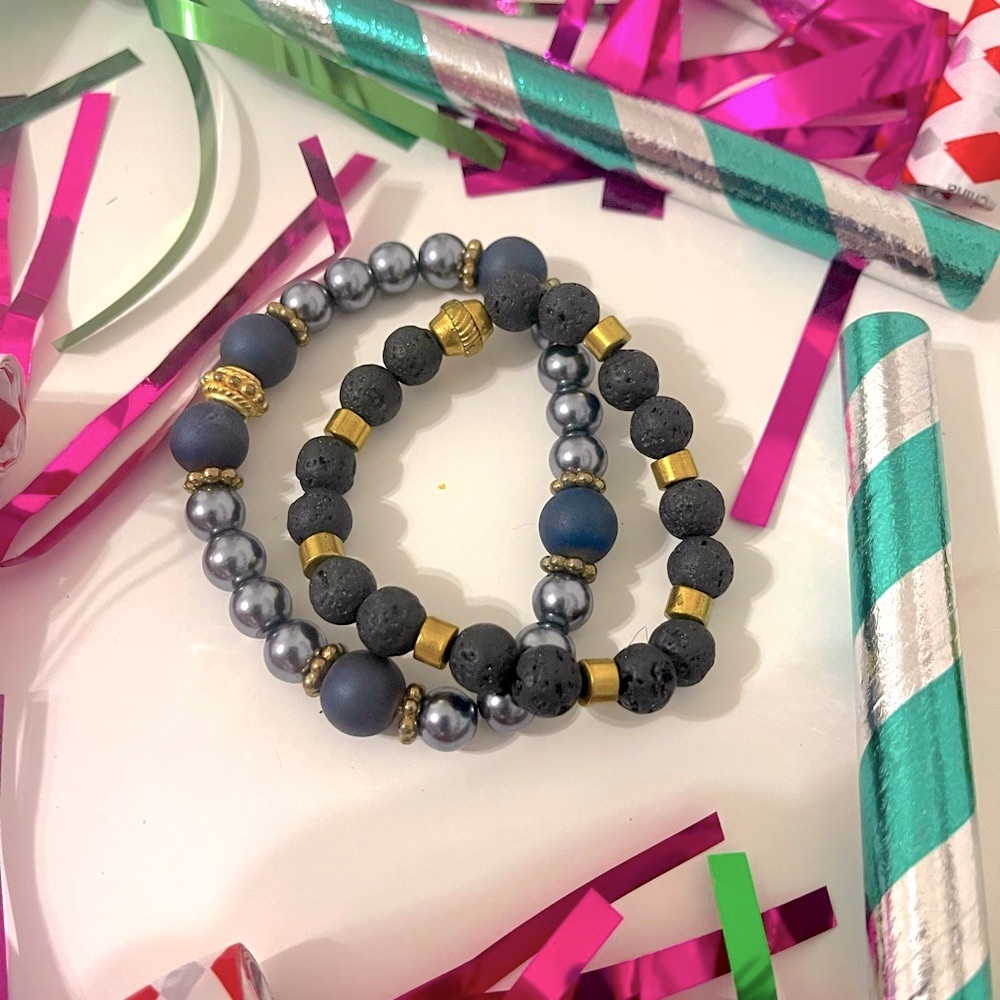 NEW, Anthropologie, Black Druzy Beads with Gold Spacer Beaded Bracelets